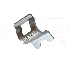 1583412 CAT Clip